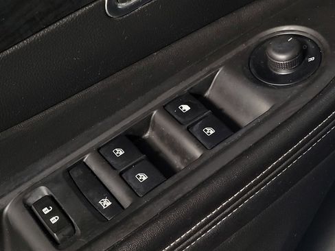 Used 2015 Buick Encore Leather FWD image 27