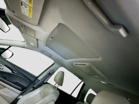 Used 2018 Honda Pilot Touring image 27