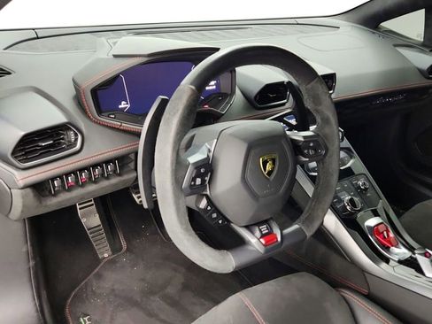 Used 2018 Lamborghini Huracan LP 580-2 image 22