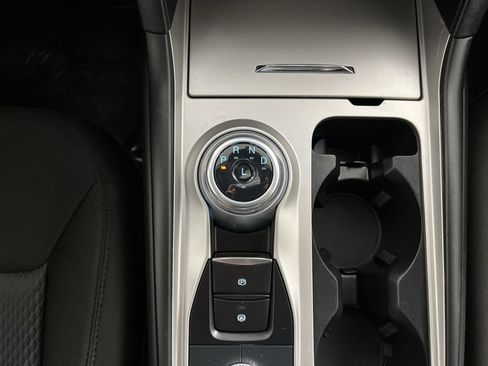 Used 2022 Ford Explorer XLT image 21