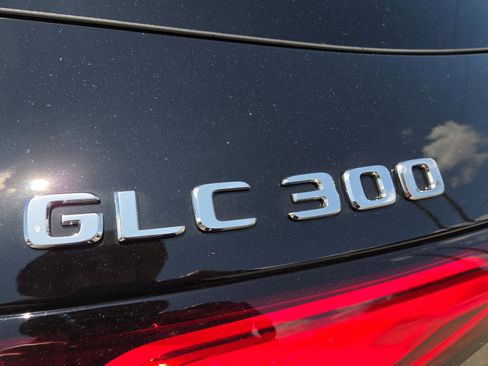 Used 2026 Mercedes-Benz GLC 300 image 36