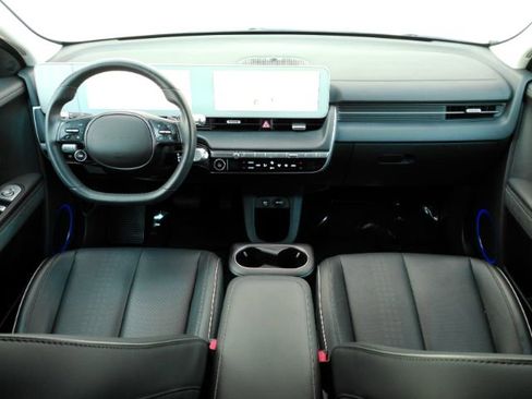 Used 2022 Hyundai Ioniq 5 SEL image 3