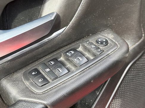 Used 2019 RAM 1500 Big Horn RWD image 19
