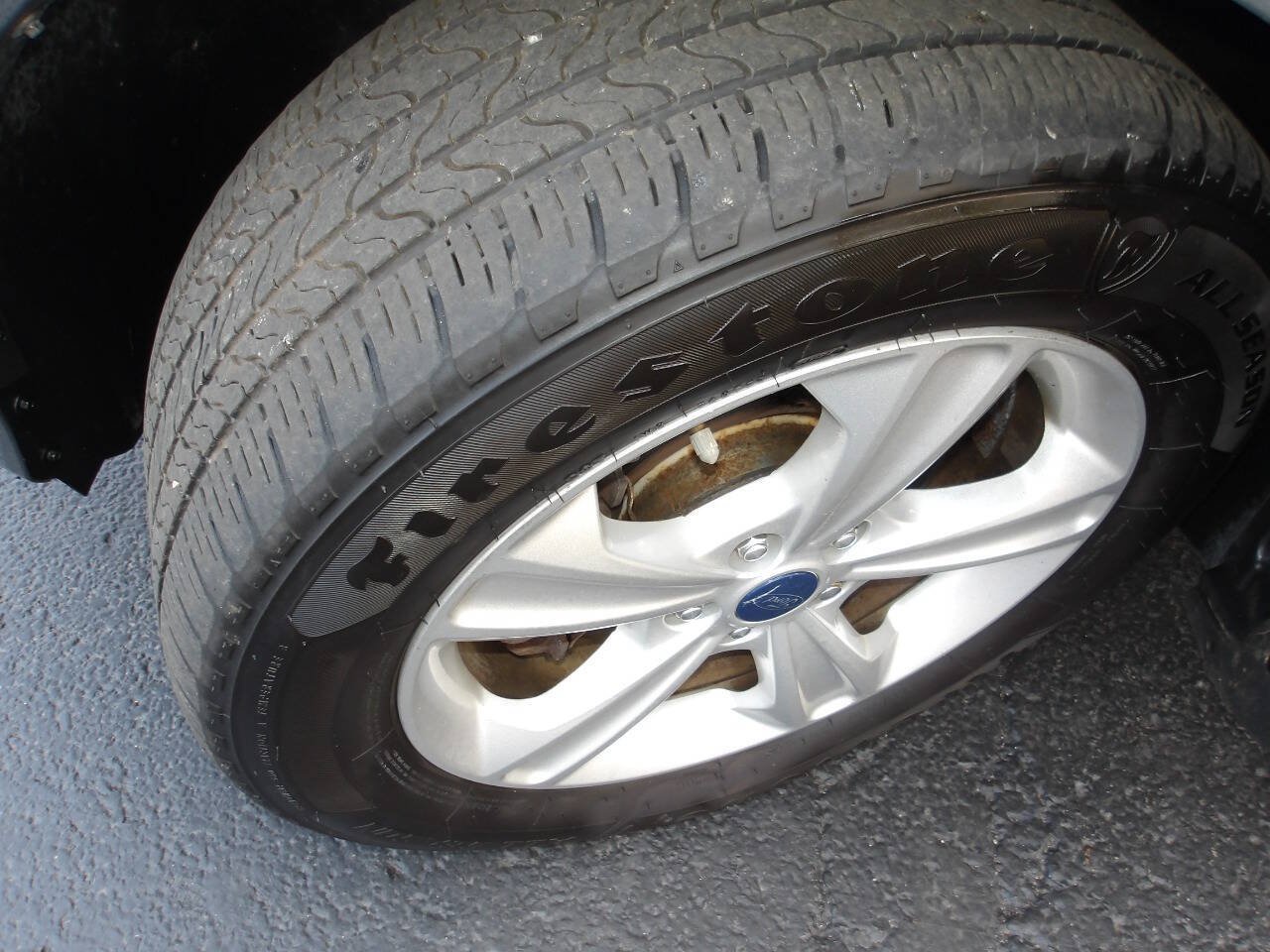 Used 2015 Ford Escape SE FWD image 52