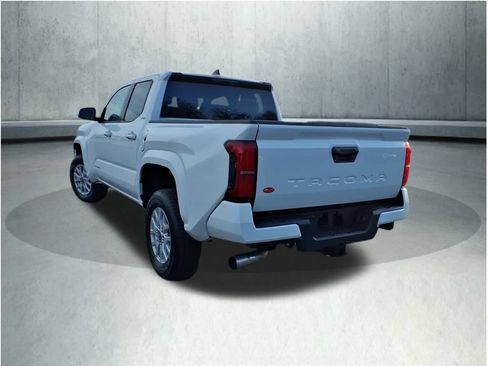 Certified 2026 Toyota Tacoma SR5 image 24