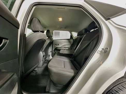 Used 2025 Hyundai Kona SEL FWD image 28