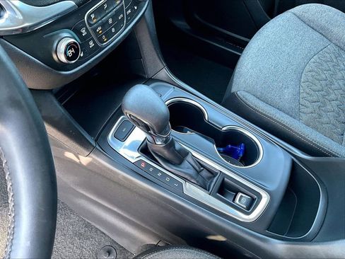 Used 2024 Chevrolet Equinox LT image 20