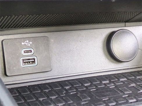 Used 2024 Ford Mustang Premium image 25