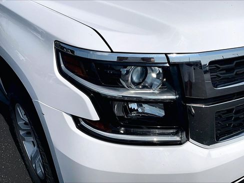 Used 2018 Chevrolet Tahoe LT AWD/4WD image 28