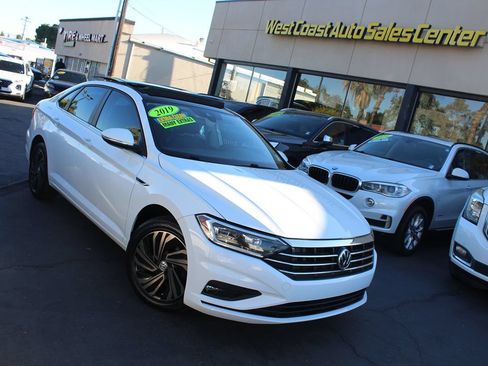 Used 2019 Volkswagen Jetta SEL Premium FWD image 34