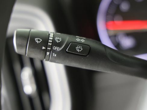 Used 2022 Chevrolet Silverado 2500 Custom w/ Custom Value Package image 22