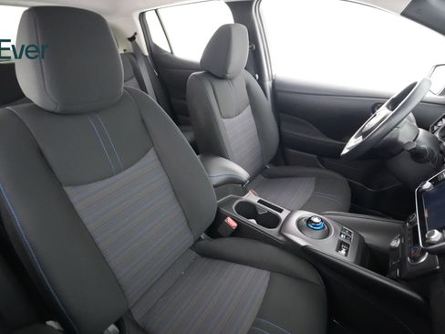 Used 2025 Nissan Leaf S FWD image 23