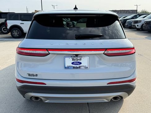 Used 2025 Lincoln Corsair FWD w/ Equipment Group 101A image 9