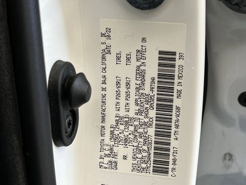 Used 2023 Toyota Tacoma TRD Sport image 33