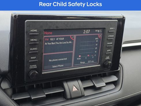 Used 2019 Toyota RAV4 LE image 20