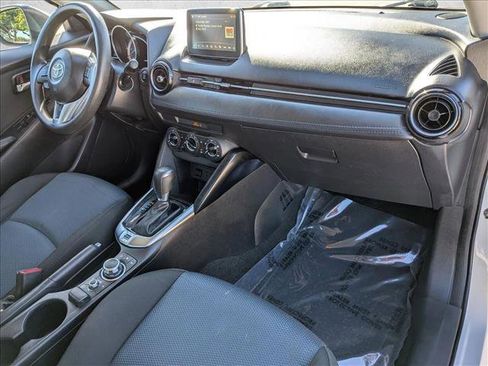 Used 2018 Toyota Yaris iA image 19