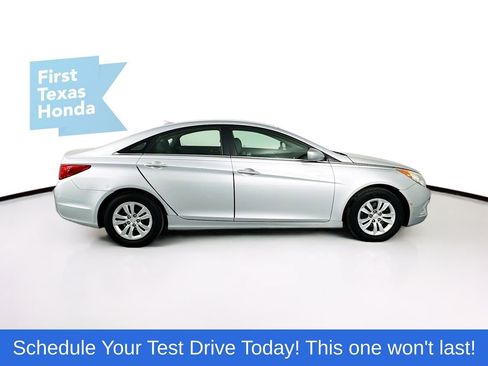 Used 2011 Hyundai Sonata GLS image 9