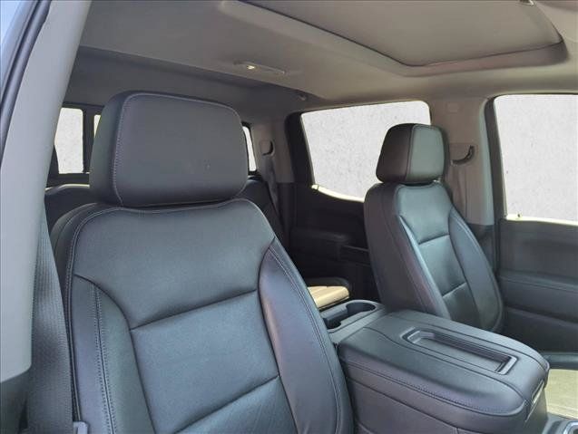 Used 2019 GMC Sierra 1500 SLT w/ SLT Premium Plus Package AWD/4WD image 29