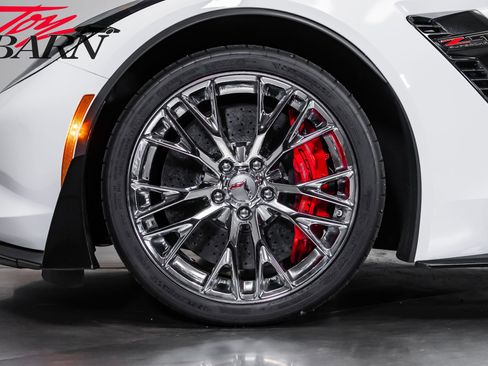Used 2016 Chevrolet Corvette Z06 w/ 3LZ Preferred Equipment Group RWD image 25