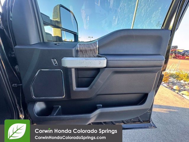 Used 2019 Ford F350 Lariat w/ Lariat Value Package AWD/4WD image 33