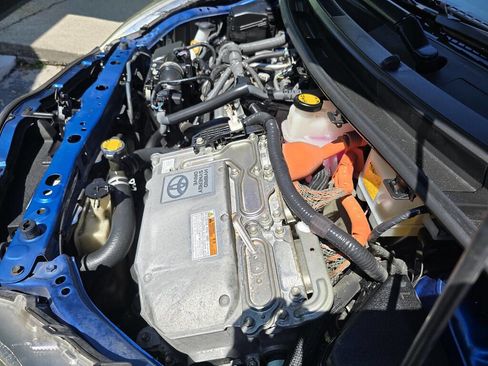 Used 2015 Toyota Prius C Four image 24
