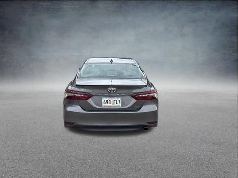 Used 2023 Toyota Camry XLE FWD image 5