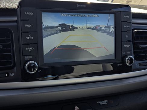 Used 2019 Kia Rio S image 11