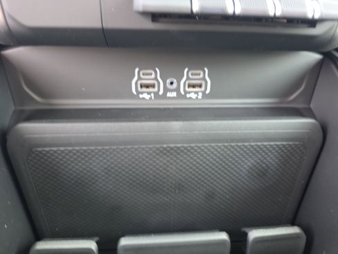 New 2026 RAM 1500 Express image 9