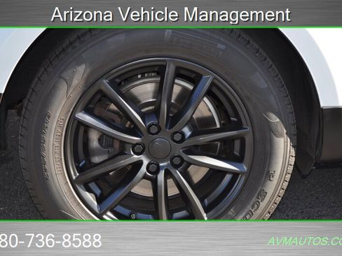 Used 2014 Land Rover Range Rover Sport SE image 16