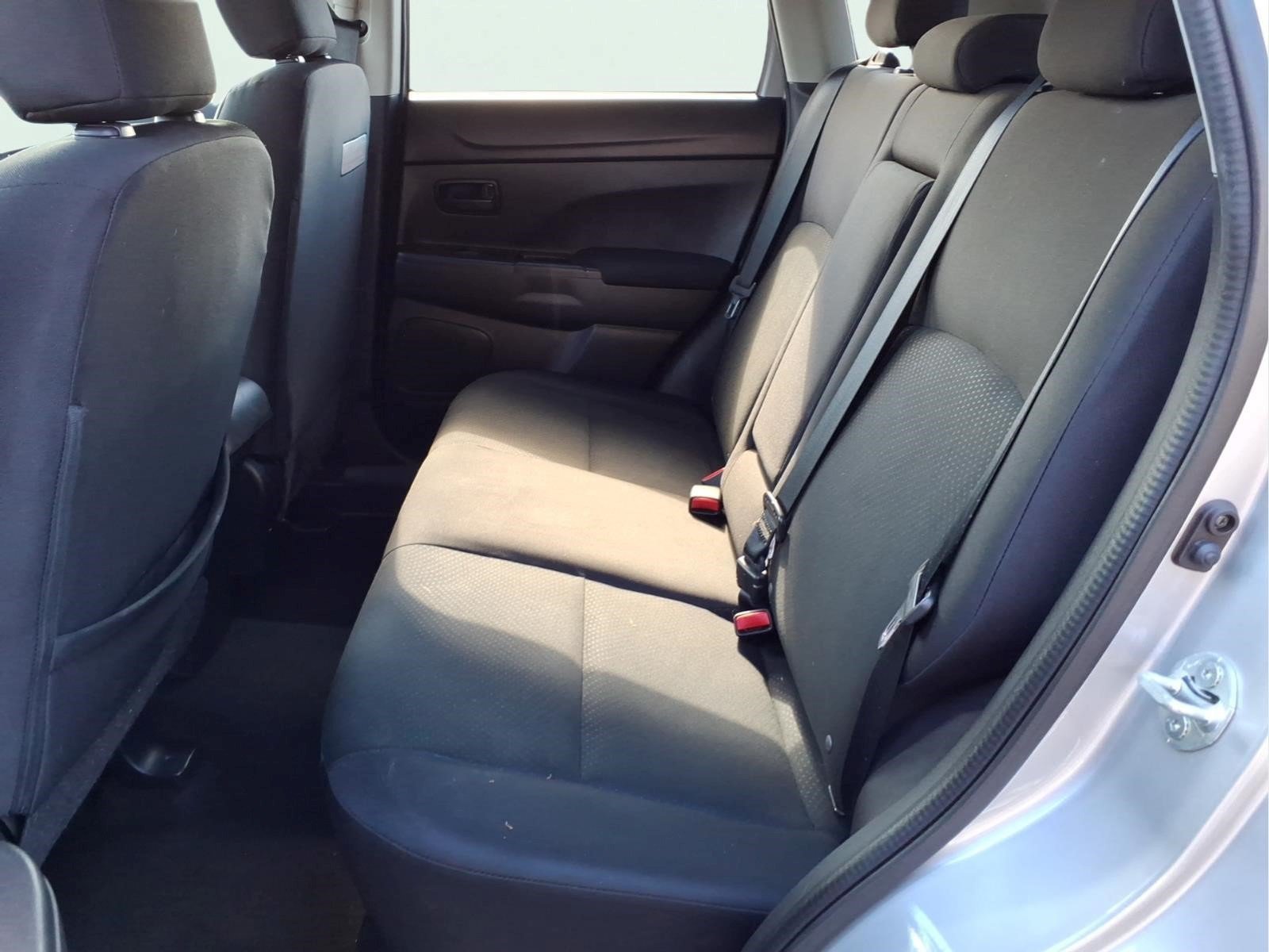 Used 2015 Mitsubishi Outlander Sport ES AWD/4WD image 12