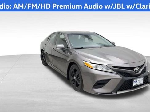 Used 2020 Toyota Camry XSE w/ Navigation Package image 9