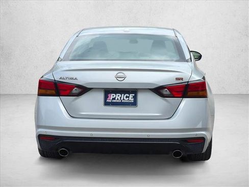 Used 2024 Nissan Altima 2.5 SR FWD image 6