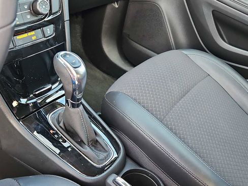 Used 2018 Buick Encore Preferred image 20