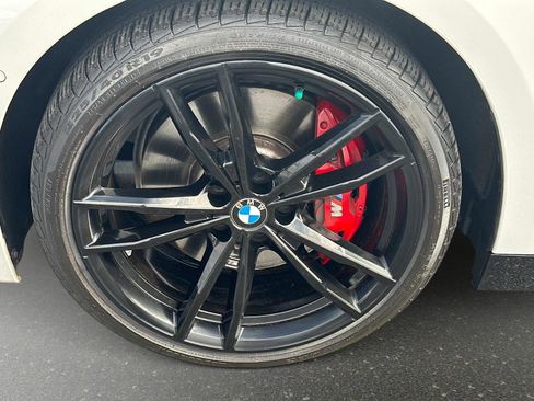 Used 2024 BMW 230i Coupe w/ Premium Package image 10