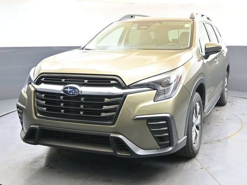 Used 2025 Subaru Ascent Premium AWD/4WD image 1