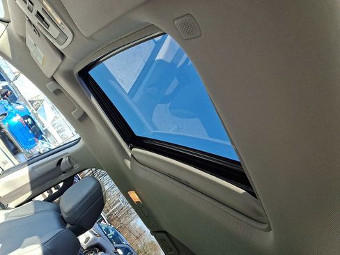 Certified 2024 Toyota Sienna XLE image 19