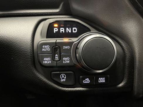 New 2026 RAM 1500 4x4 Crew Cab image 21