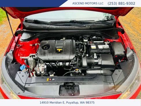 Used 2020 Hyundai Elantra SEL image 16