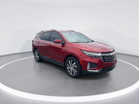 Used 2022 Chevrolet Equinox Premier FWD image 2