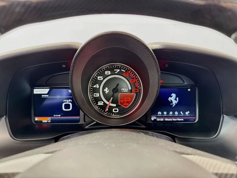 Certified 2022 Ferrari F8 Tributo RWD image 11