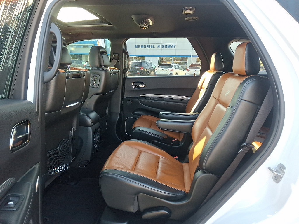 Used 2019 Dodge Durango R/T w/ Technology Group AWD/4WD image 11