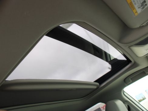 Certified 2021 Toyota RAV4 XLE w/ Convenience Package image 22