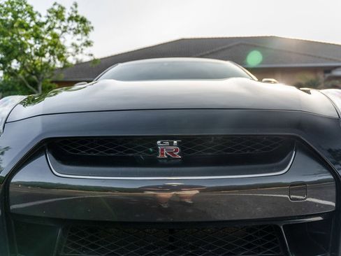 Used 2010 Nissan GT-R Premium AWD/4WD image 76