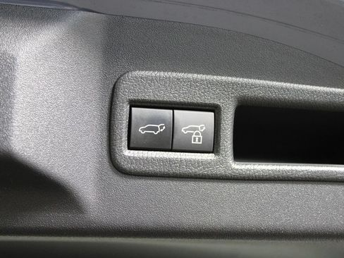 Used 2023 Subaru Solterra AWD image 29
