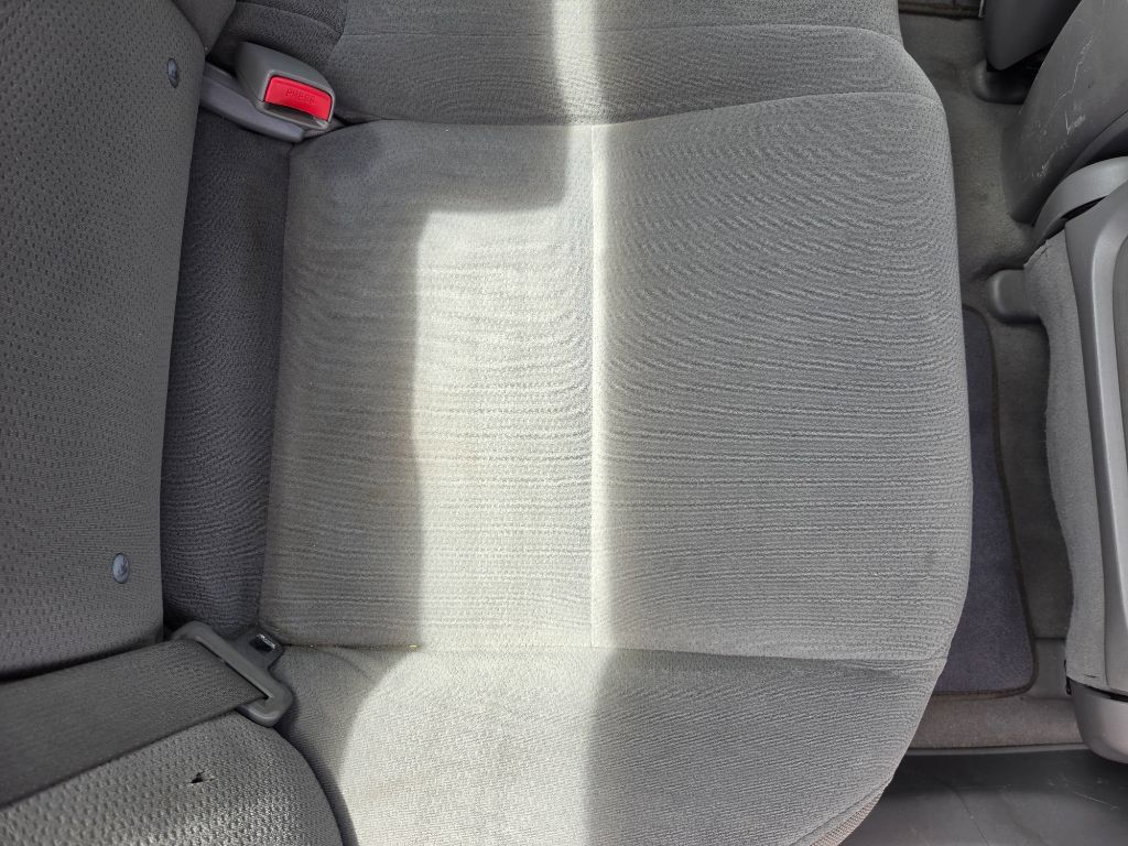 Used 2010 Honda Civic DX-VP image 27