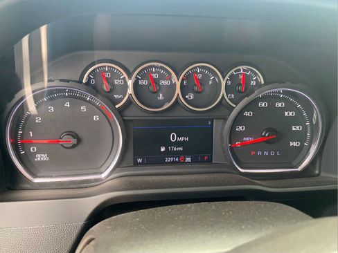 Used 2022 Chevrolet Silverado 2500 LT AWD/4WD image 18
