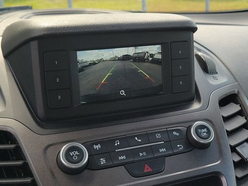 Used 2023 Ford Transit Connect XL image 12