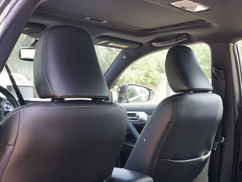 Used 2015 Lexus CT 200h w/ Navigation Package FWD image 20
