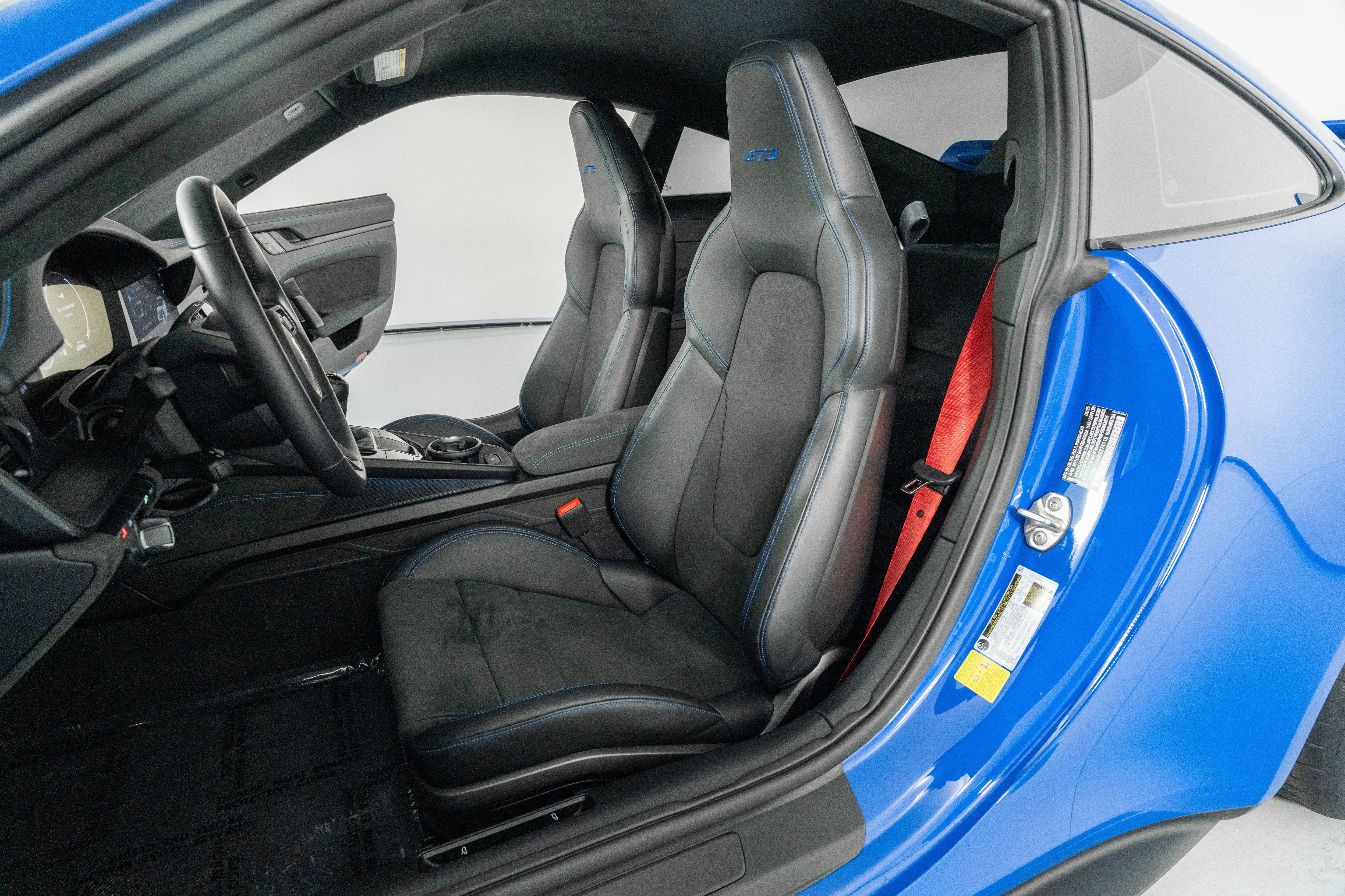 Used 2025 Porsche 911 GT3 RWD image 21