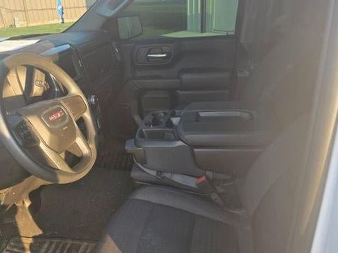 Used 2024 GMC Sierra 1500 Pro w/ Graphite Edition AWD/4WD image 11